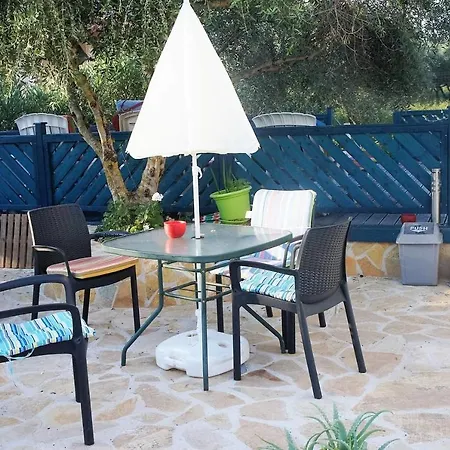 Beautiful 2-bed In Zakynthos Παντοκράτωρ
