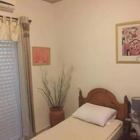 Beautiful 2-bed In Zakynthos