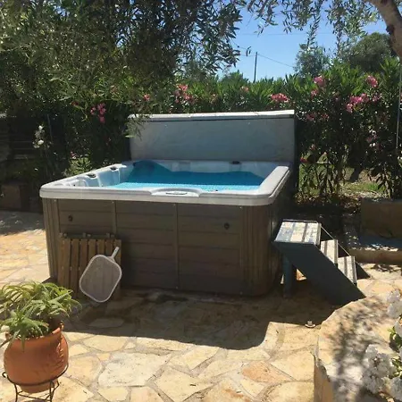 Beautiful 2-bed In Zakynthos Βίλα