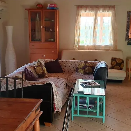 Beautiful 2-bed In Zakynthos Παντοκράτωρ